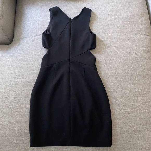 Elizabeth and James dress - Picture 3 of 3